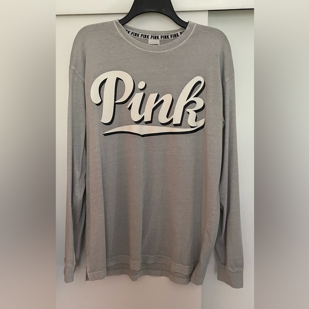 VS Pink long sleeve shirt